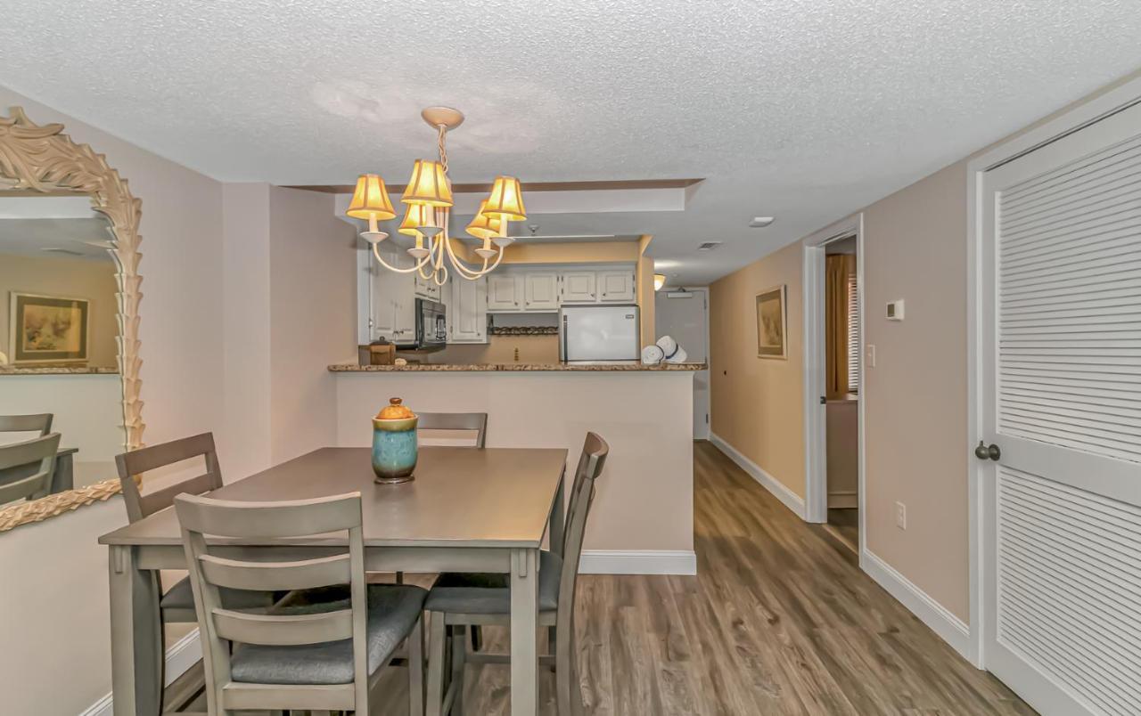 Beach Colony Ocean View Condo - 2 Bedroom, 2 Bath - Perfect For 8! Myrtle Beach Exterior photo